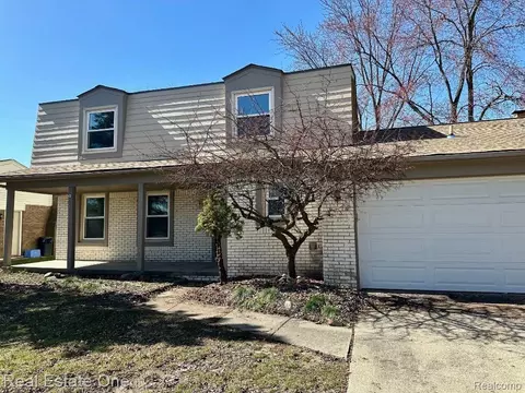 4503 Clarke Dr, Troy, MI 48085