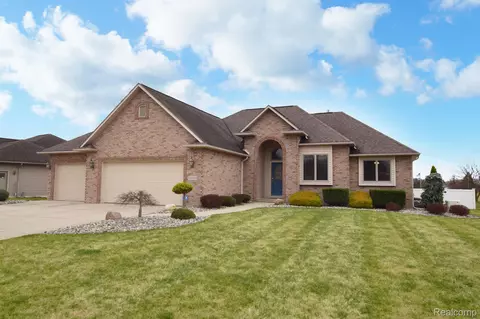 6054 Cousins Dr, Mundy, MI 48473