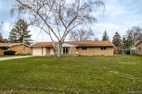 7805 Beech St, Birch Run, MI 48415