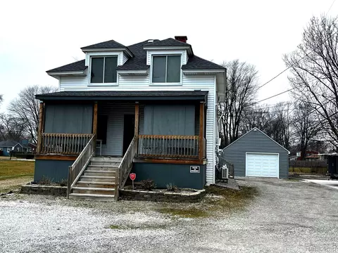 34427 Jefferson Ave, Harrison, MI 48045