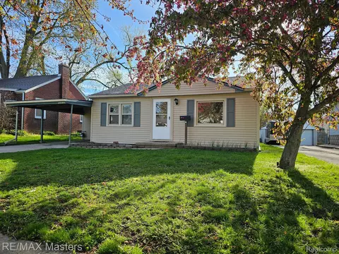 29105 Sheeks Blvd S, Flat Rock, MI 48134