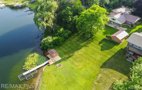 132 Curella Dr, Attica, MI 48412
