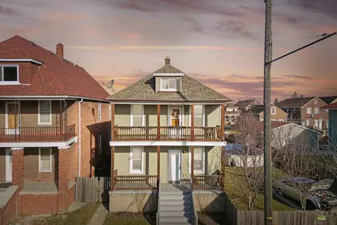 1983 Belmont St, Hamtramck, MI 48212