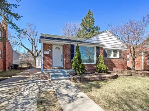 16741 Glenmore, Redford, MI 48240