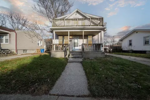 7555 Yacht Ave, Warren, MI 48091