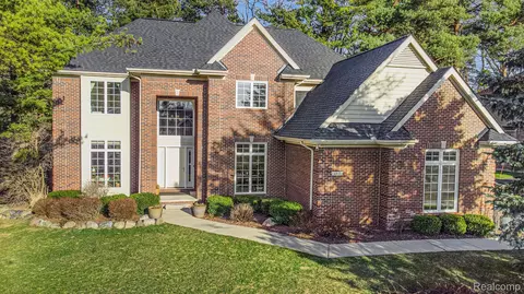 4811 Crooked Stick, Genoa, MI 48116