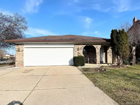 38856 Sumpter Dr, Sterling Heights, MI 48310