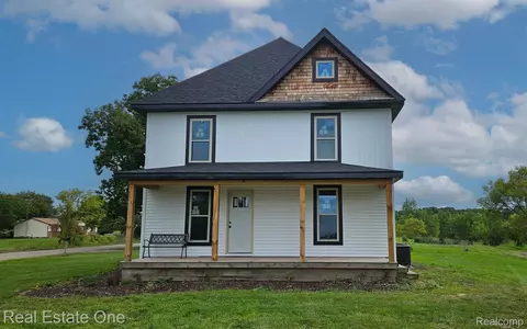 12007 Seymour Rd, Argentine, MI 48436