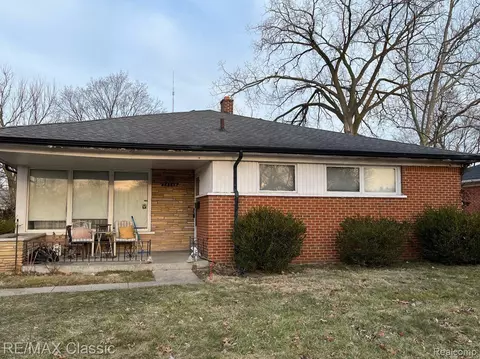 24548 Templar Ave, Southfield, MI 48075