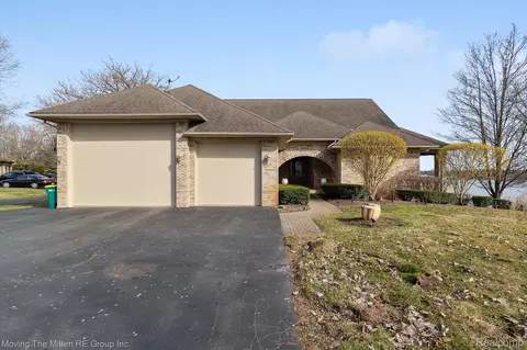 2133 Rawsonville Rd, Van Buren, MI 48111