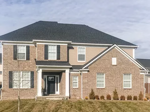 58560 Stuart Dr, Lyon, MI 48178