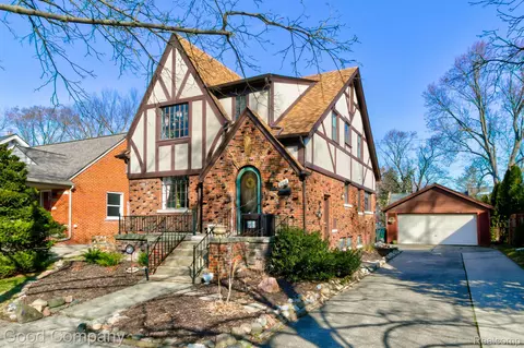 296 Albany St, Ferndale, MI 48220