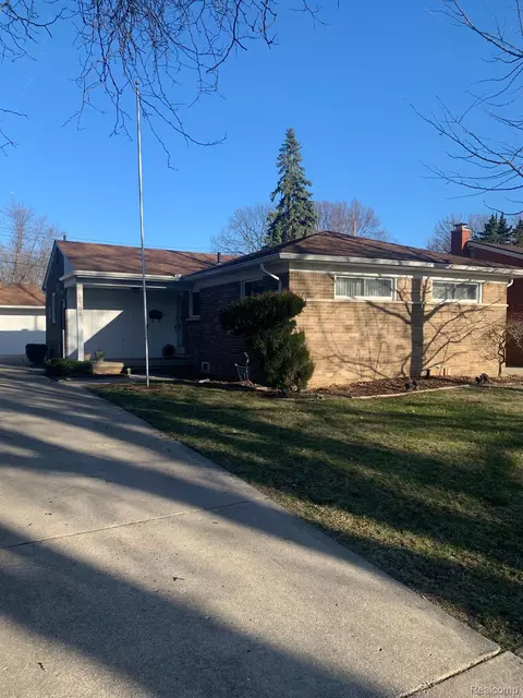 9154 Brady, Redford, MI 48239