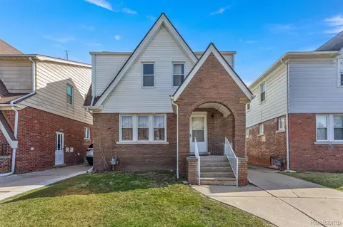 6900 Yinger Ave, Dearborn, MI 48126