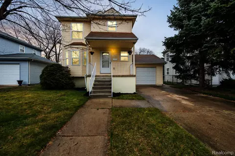 4196 Wayburn St, Detroit, MI 48224