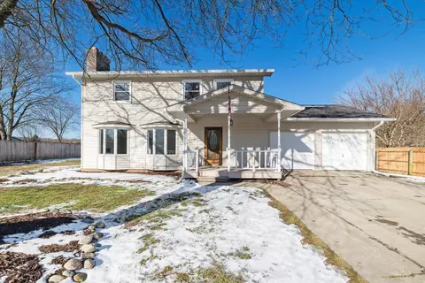 18350 Hickory Ridge Rd, Rose, MI 48430