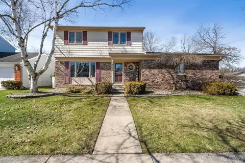 1924 S Cavalier Dr, Canton, MI 48188