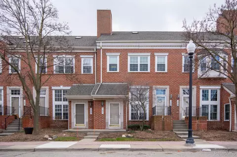 167 W Kenilworth Ave, Royal Oak, MI 48067