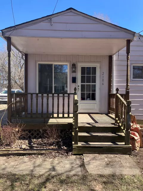 2106 Hoff St, Flint, MI 48506