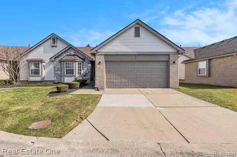 42418 Bayberry, Clinton Township, MI 48038