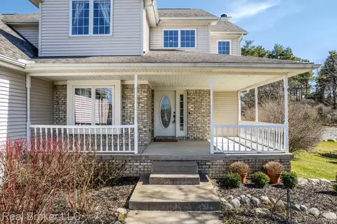 3122 Pinto Cir, Delta, MI 48906