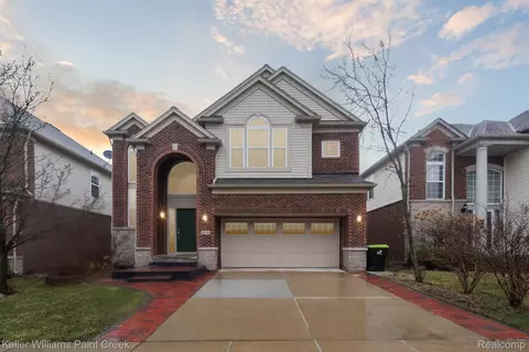 45168 N Bartlett Dr W, Novi, MI 48377