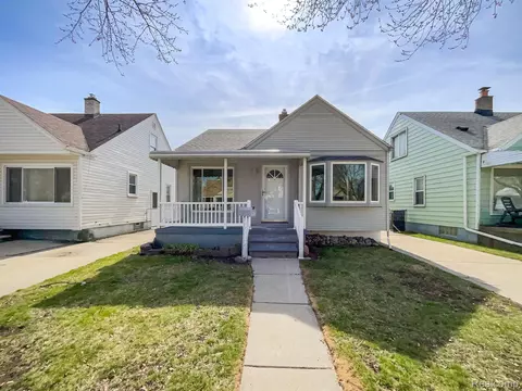 1817 Progress Ave, Lincoln Park, MI 48146