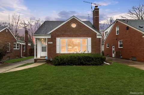 20314 Woodmont St, Harper Woods, MI 48225
