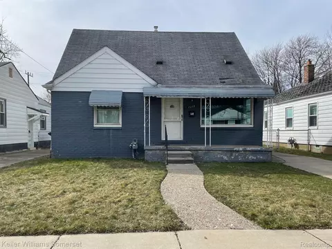 6239 Warwick St, Detroit, MI 48228