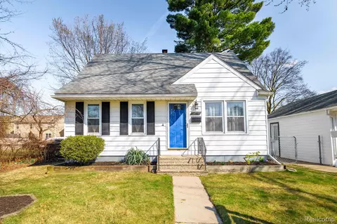14038 San Jose, Redford, MI 48239