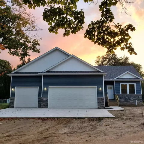 6121 N Irish Rd, Richfield, MI 48423