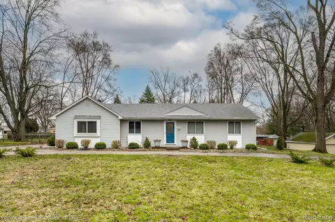 52630 Brenton, Shelby Township, MI 48316