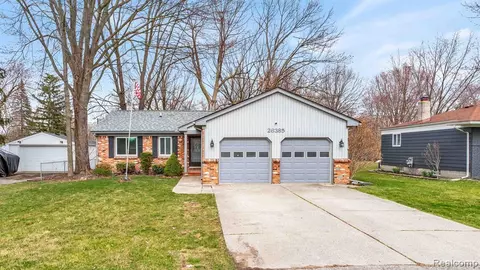 26385 Hickler Ln, Harrison Township, MI 48045