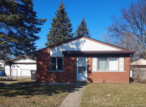 34732 Glen St, Westland, MI 48186