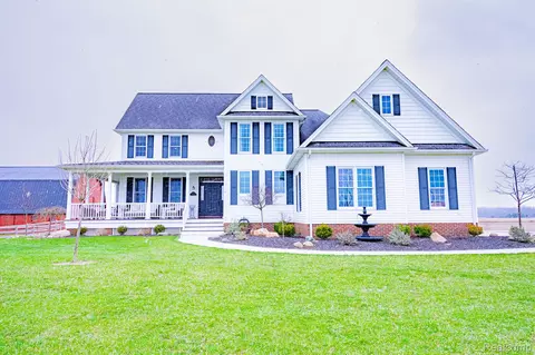 6501 Trumble Rd, St. Clair, MI 48079