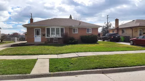 35424 Weideman St, Clinton Township, MI 48035