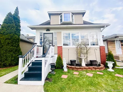 1653 Austin Ave, Lincoln Park, MI 48146