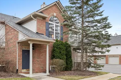 3524 Tremonte Cir S, Rochester, MI 48306