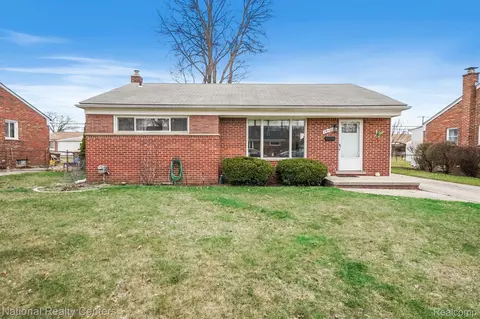 29160 Grandon St, Livonia, MI 48150