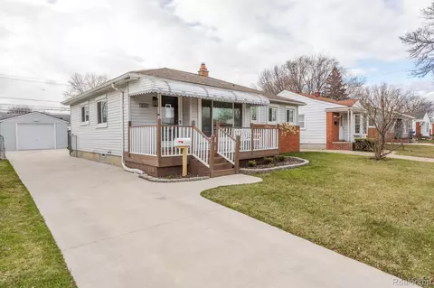28345 Alger Blvd, Madison Heights, MI 48071