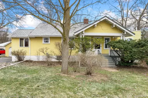 5022 Griswold Rd, Kimball, MI 48074