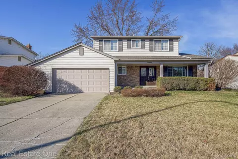 44600 Nantucket Dr, Canton, MI 48187
