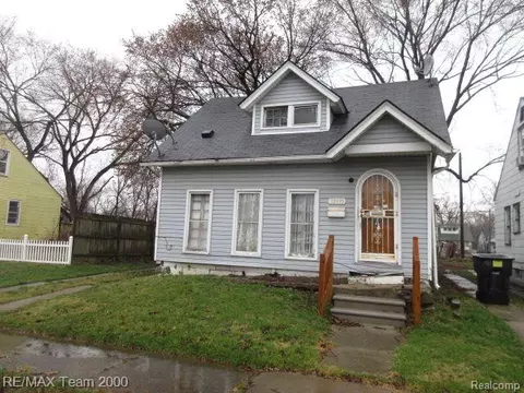 12699 Greenlawn St, Detroit, MI 48238
