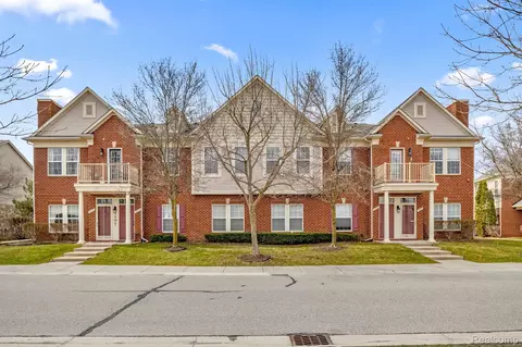 300 Cherry Stone Dr #36, Canton, MI 48188