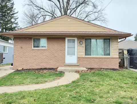 5851 Herbert St, Westland, MI 48185