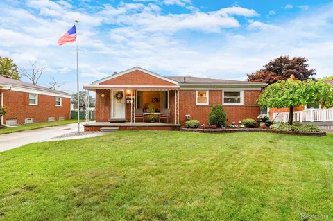 24921 Melody Rd, Warren, MI 48089
