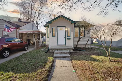 77 W Morehouse Ave, Hazel Park, MI 48030