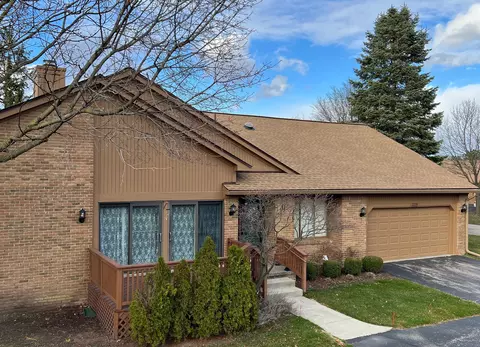 2218 London Brg, Rochester Hills, MI 48307