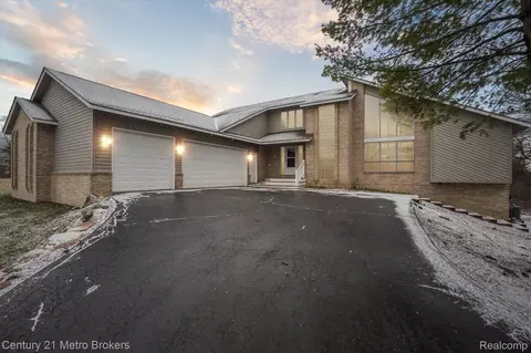 3080 Davisburg Rd, Rose, MI 48350
