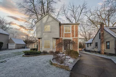 1451 Courtland Blvd, Rochester Hills, MI 48307